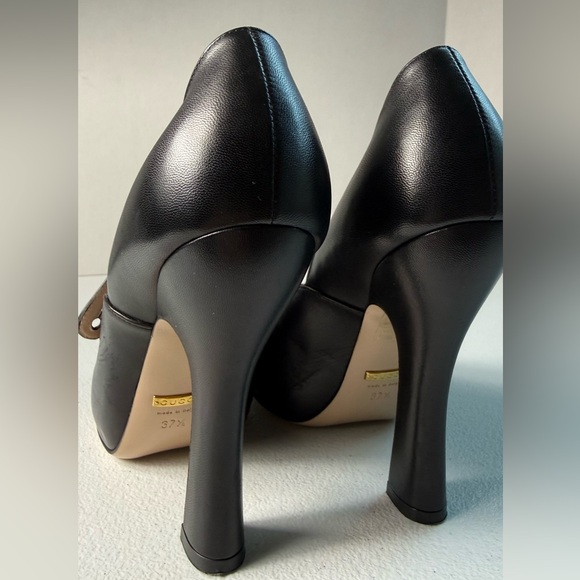 Gucci Shoes - Gucci Elegant Black Leather T-Strap Heels – Classic & Timeless